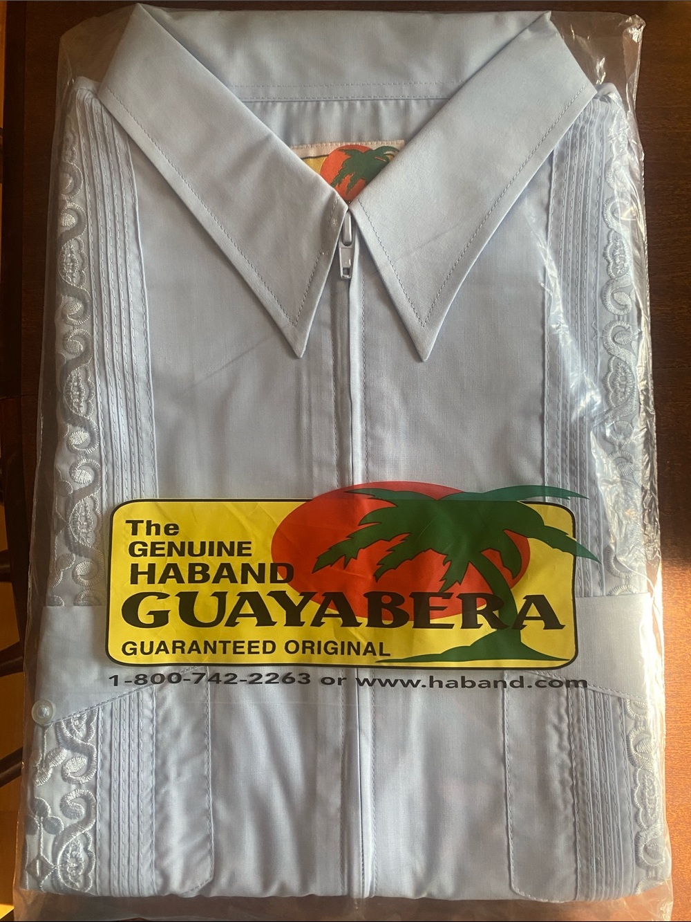 Haband Light Blue Men’s Guayabera Shirt with Zipper